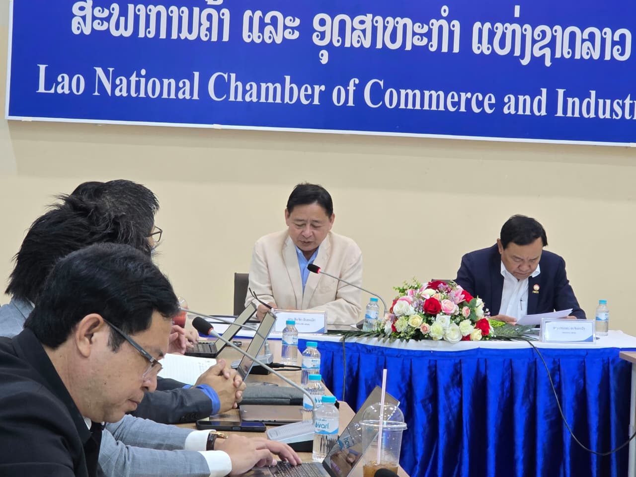 SME Service Center chairman Somjit Inthamith opening the first board meeting